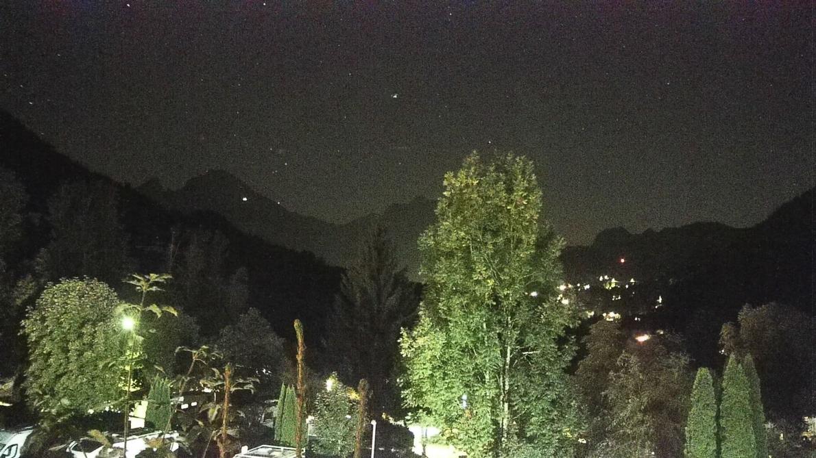 Donnerstag, 20:40
