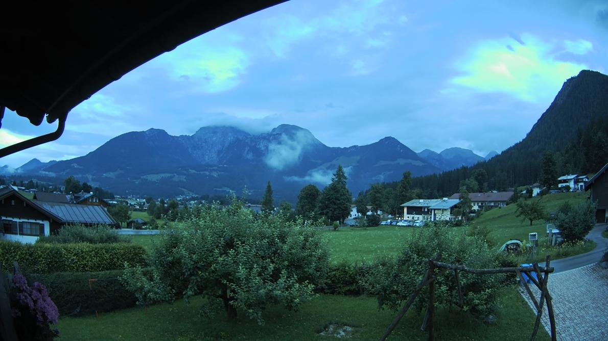 Dienstag, 20:50