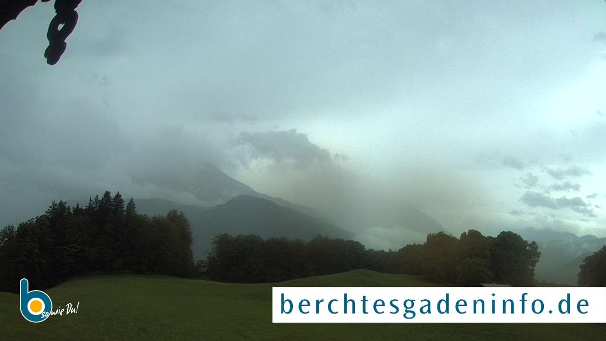 Montag, 15:00