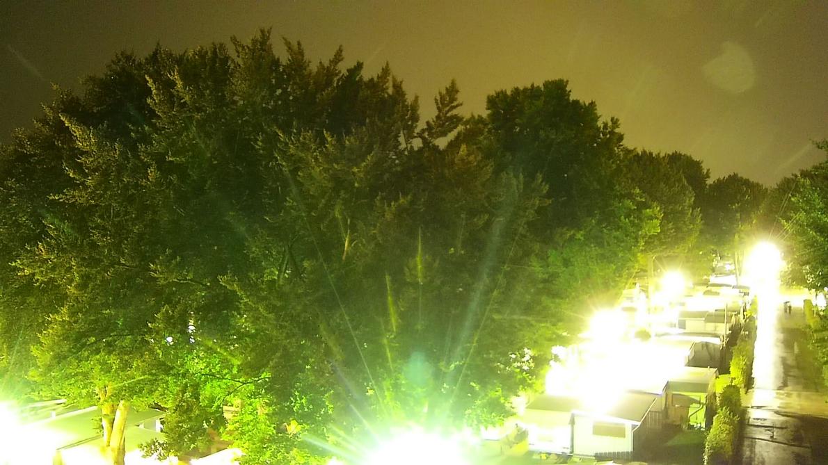 Donnerstag, 21:10