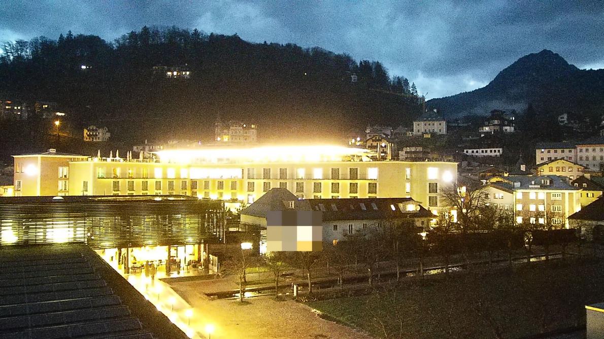 Donnerstag, 20:10