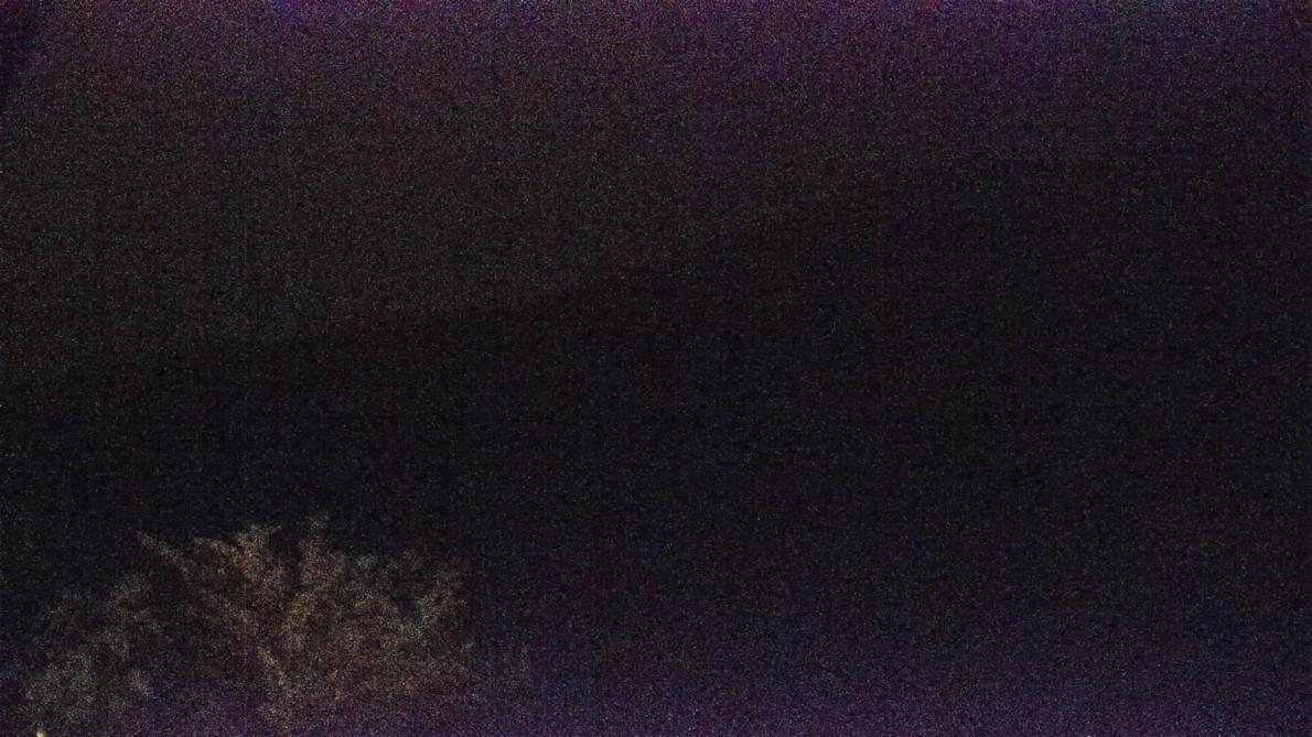 Freitag, 04:00