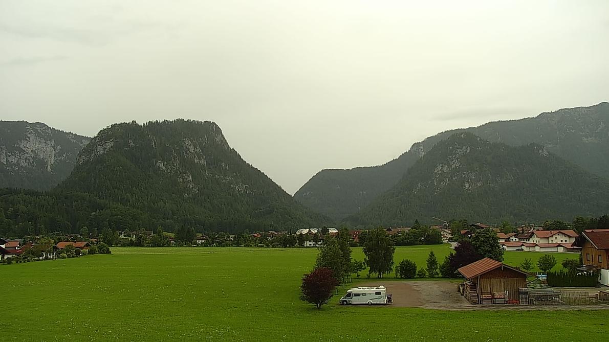Montag, 16:30