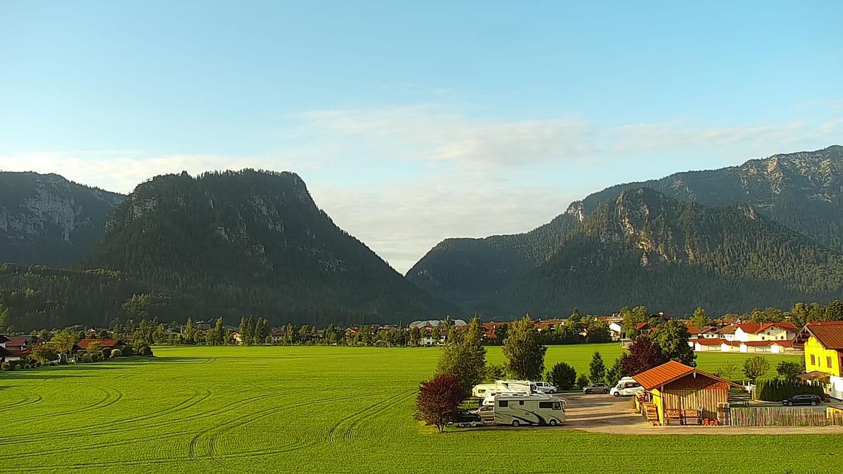 Sonntag, 07:30